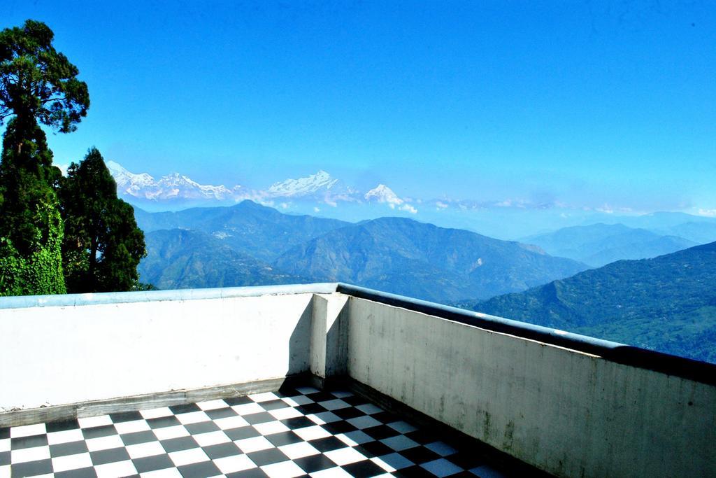 Central Gleneagles Heritage Resort Former Bungalow Of Ex-Tata Chairman Russi Mody The Mall Road Darjeeling Darjeeling (West Bengal) Exterior foto